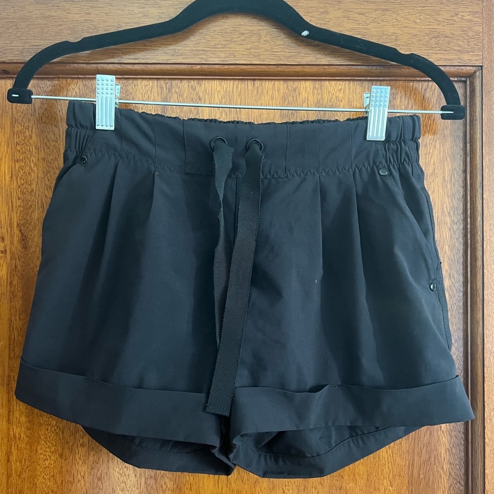 Lululemon Black Pleated Shorts